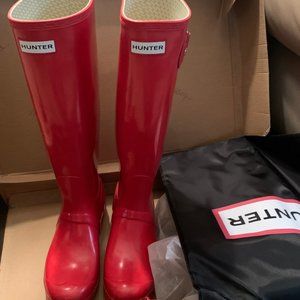 Glossy Red Hunter Rain Boot